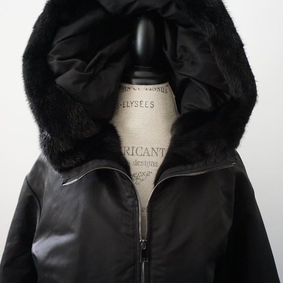 MONCLER Black Zipper Jacket Mink Fur Trim Lightweight - Picture 2 of 15